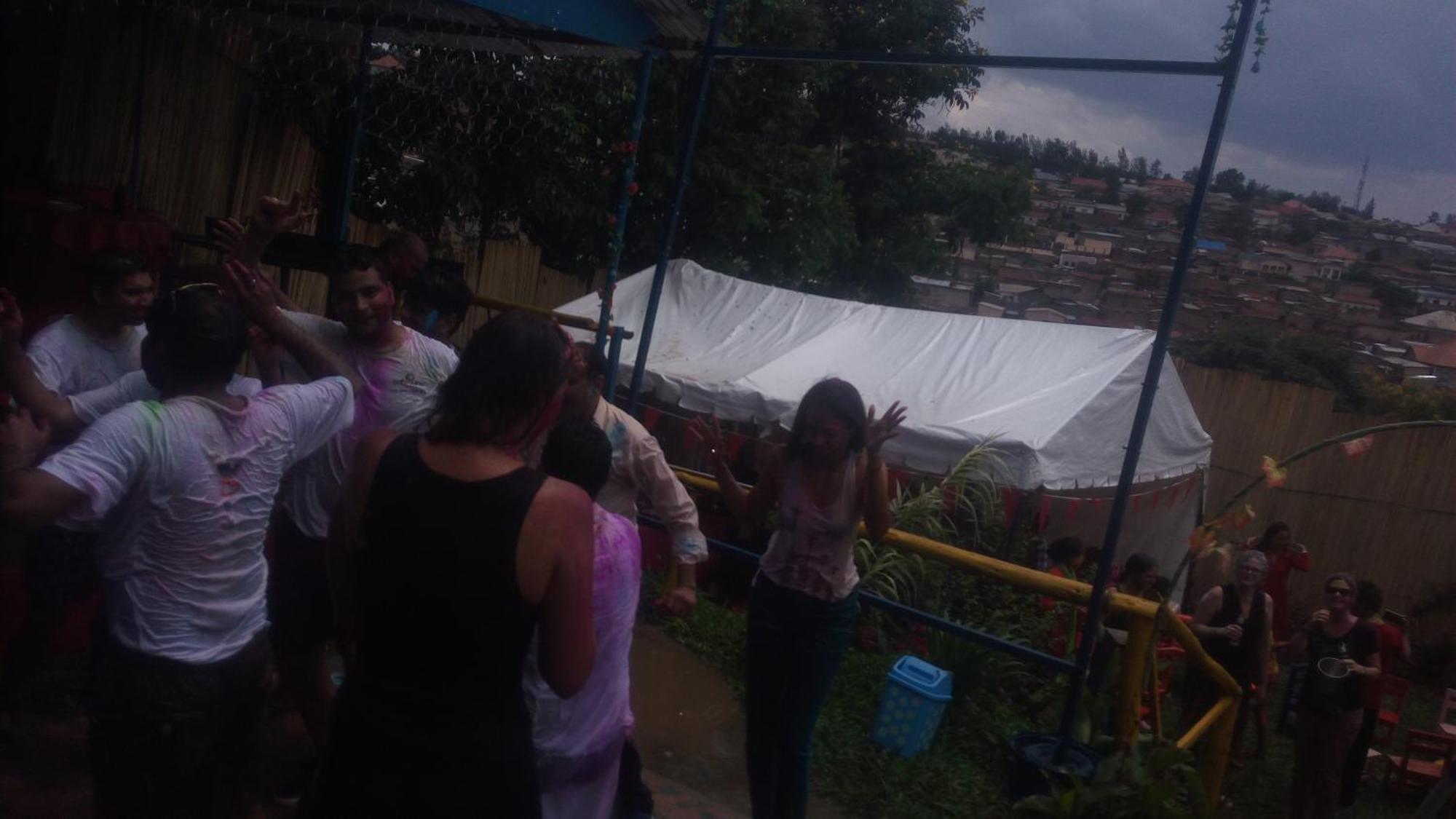 Colours Club And Spa Kigali Exteriör bild